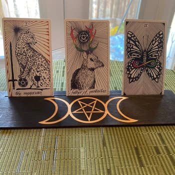 Triple Moon Pentagram Tarot Card Holder: 3 Card