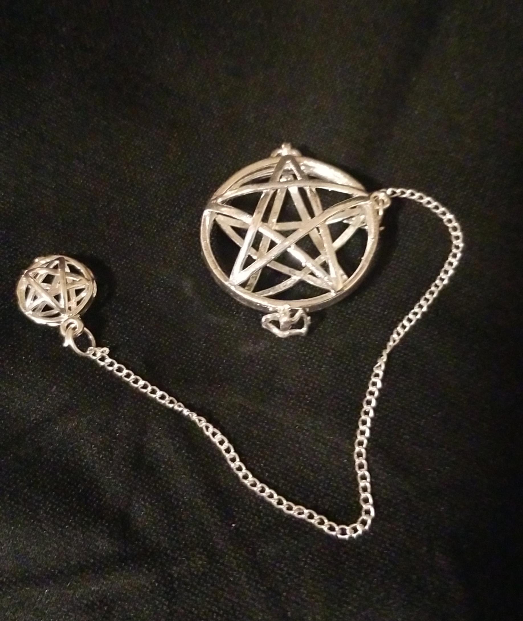 Pentagram Cage Pendulum